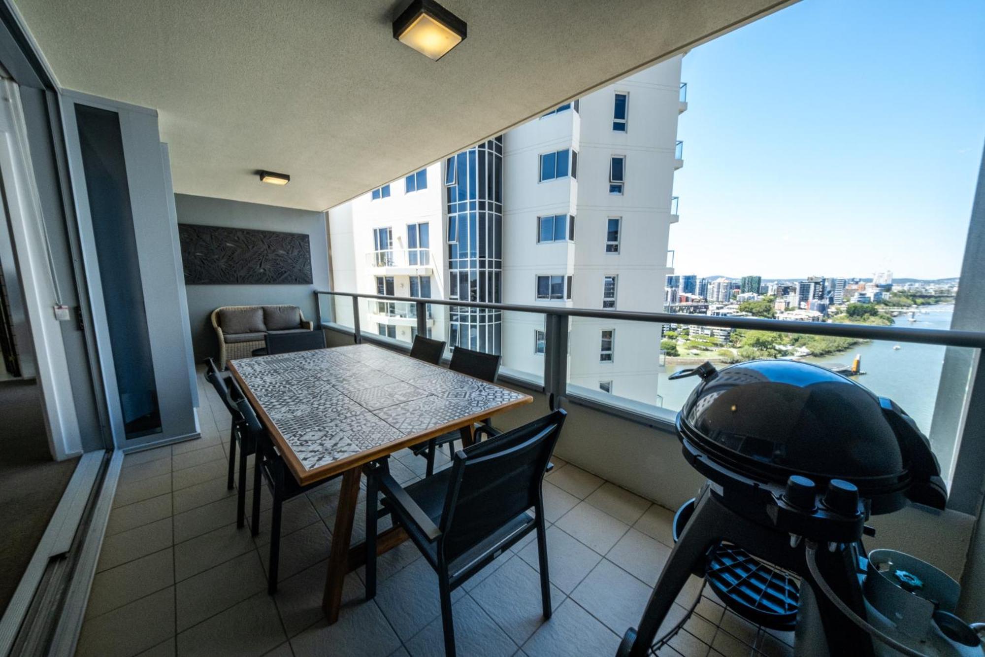 Brisbane City Luxury Riverfront Apartments Exterior foto