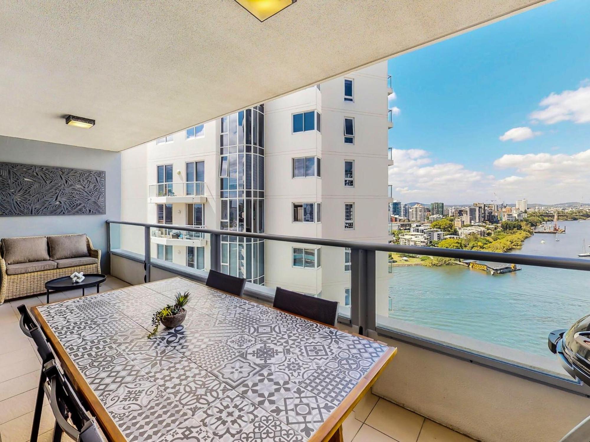 Brisbane City Luxury Riverfront Apartments Exterior foto